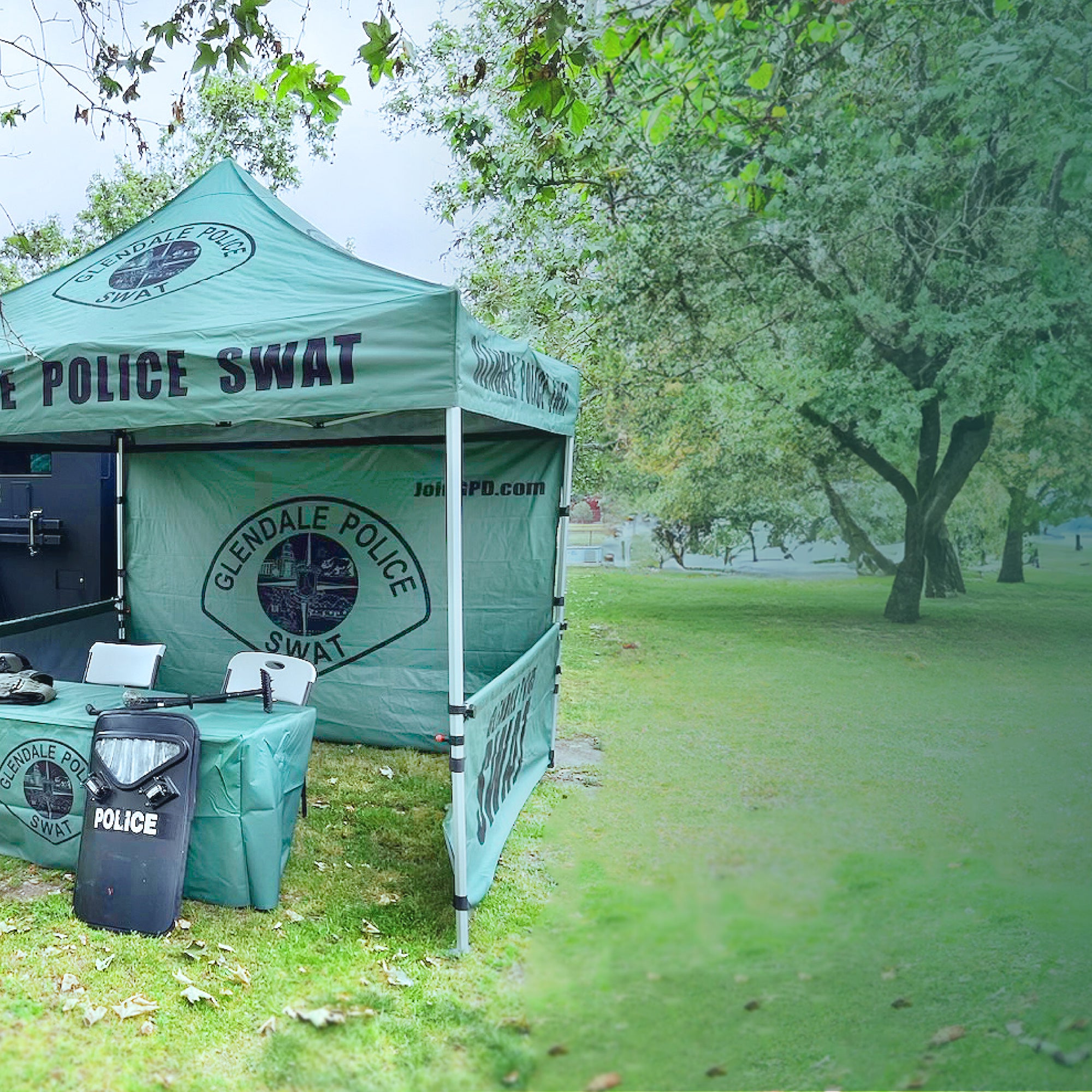CVRD Canopies | Custom Printed Pop Up Tents and Trade Show Displays